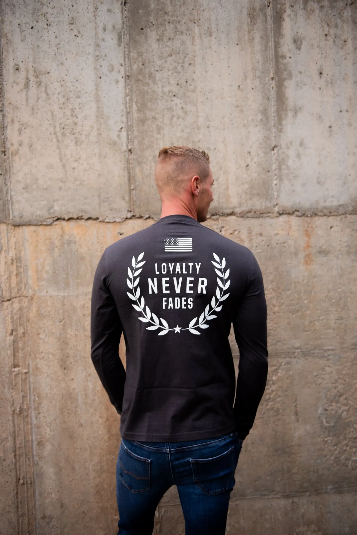 Monterey Long Sleeve T-Shirt Charcoal