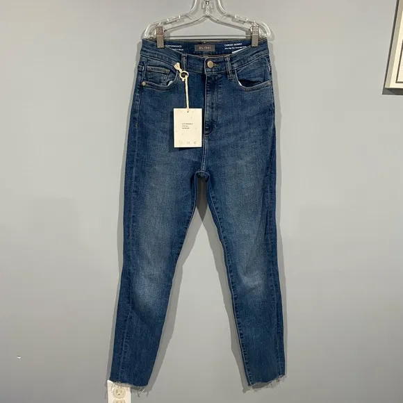 NWT DL1961 Ultra High Rise Skinny Jeans