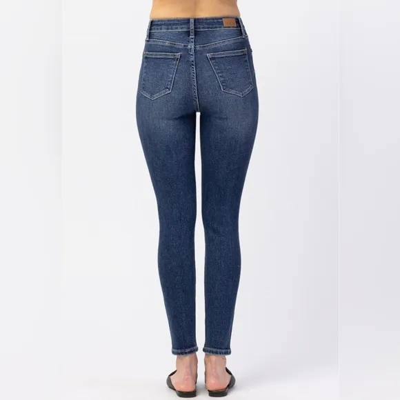 NWT Judy Blue High Rise Ankle-Length Skinny Jeans