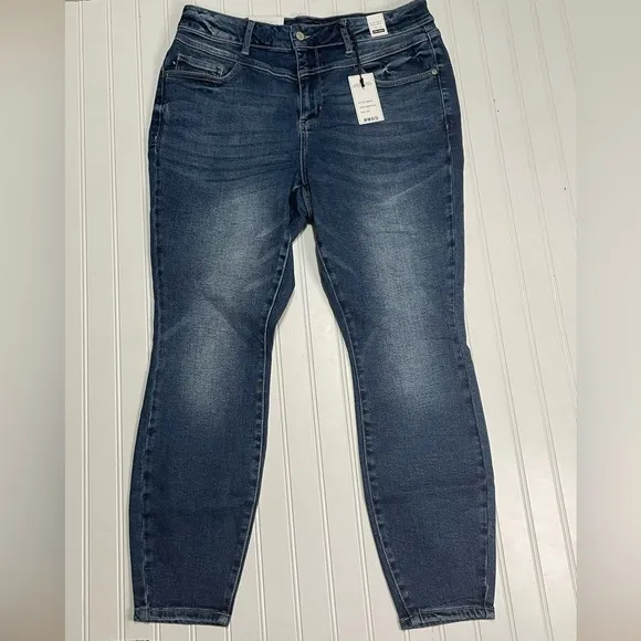 NWT Judy Blue High Rise Ankle-Length Skinny Jeans