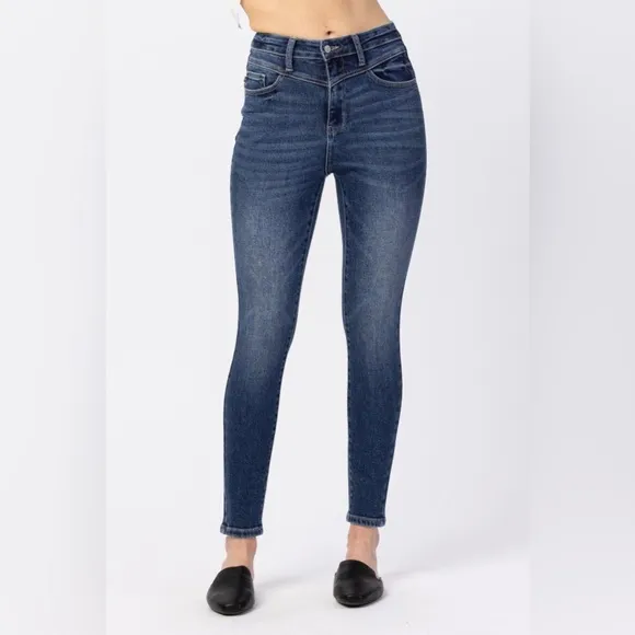 NWT Judy Blue High Rise Ankle-Length Skinny Jeans