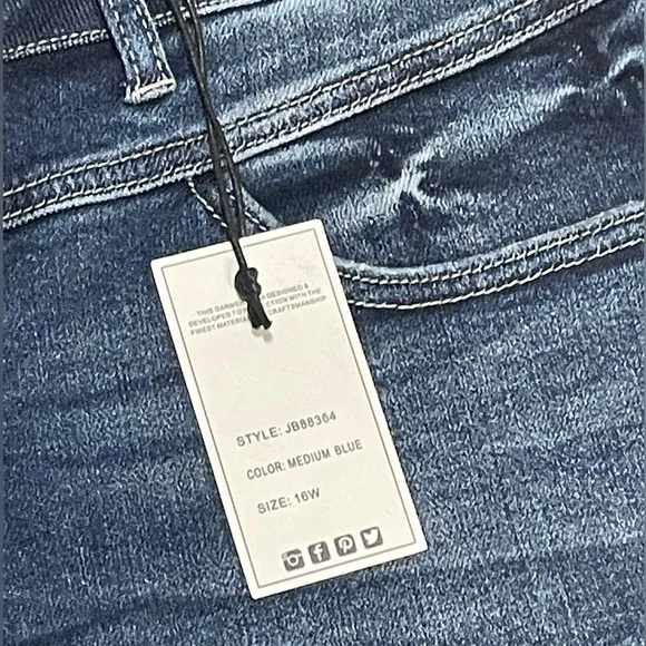 NWT Judy Blue High Rise Ankle-Length Skinny Jeans