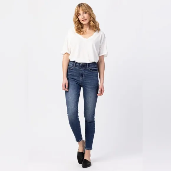 NWT Judy Blue High Rise Ankle-Length Skinny Jeans