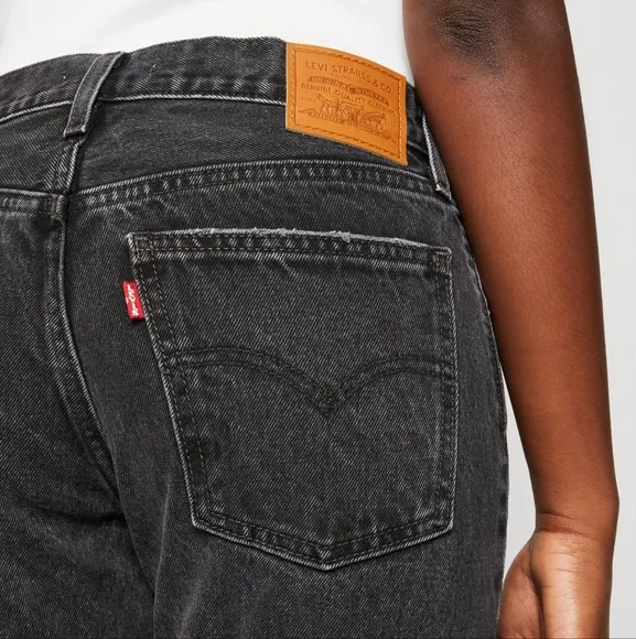 NWT Levi's Premium Black Play My Game Wash Middy Ankle Bootcut Jeans 25x27