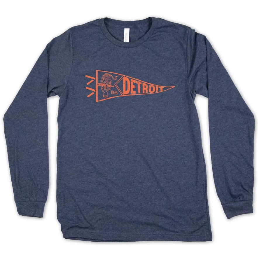 Pennant long sleeve tee