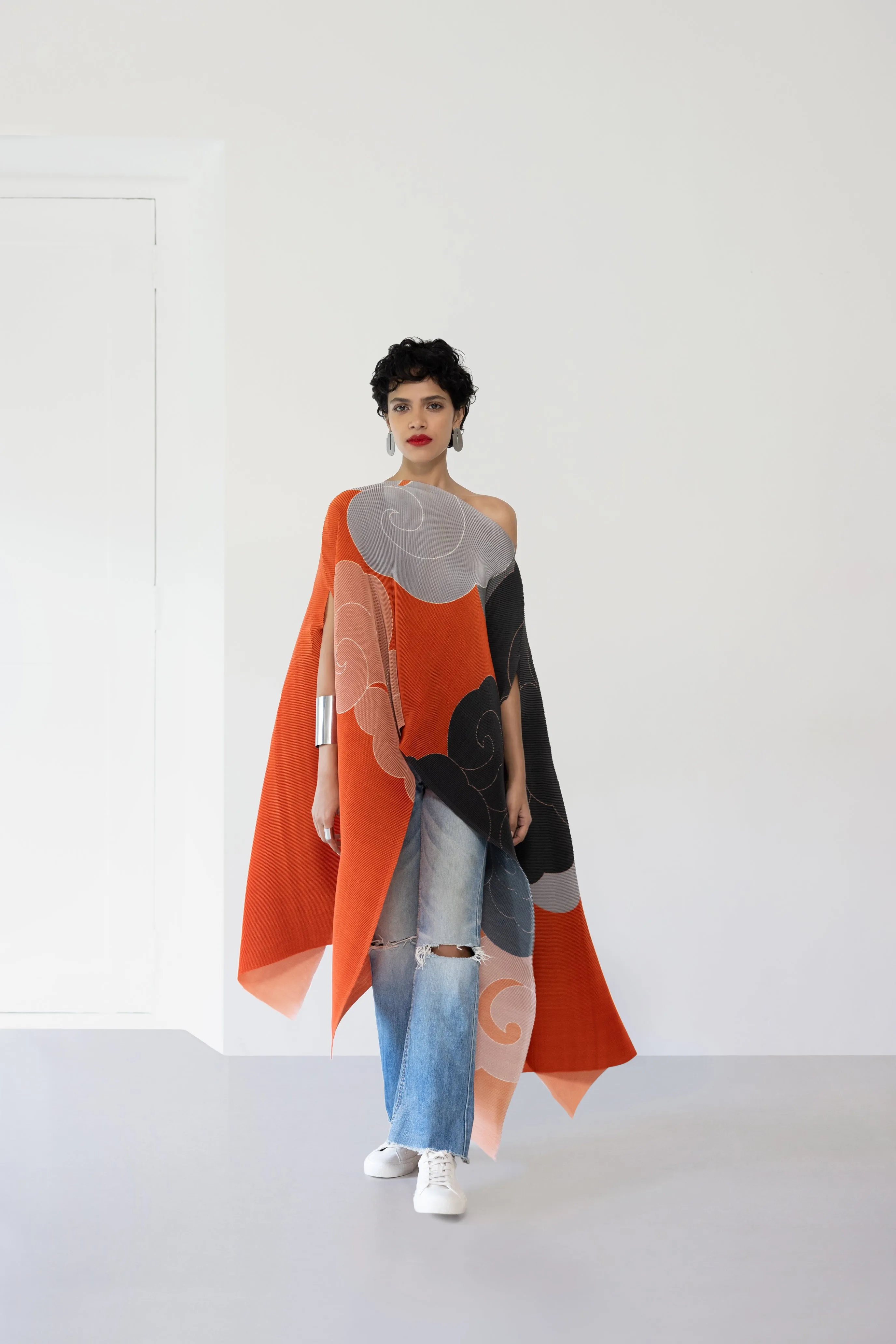 Pleated Long Poncho