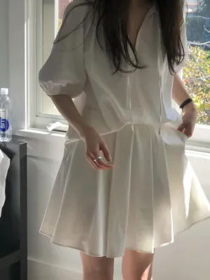 Pleated White skirt
