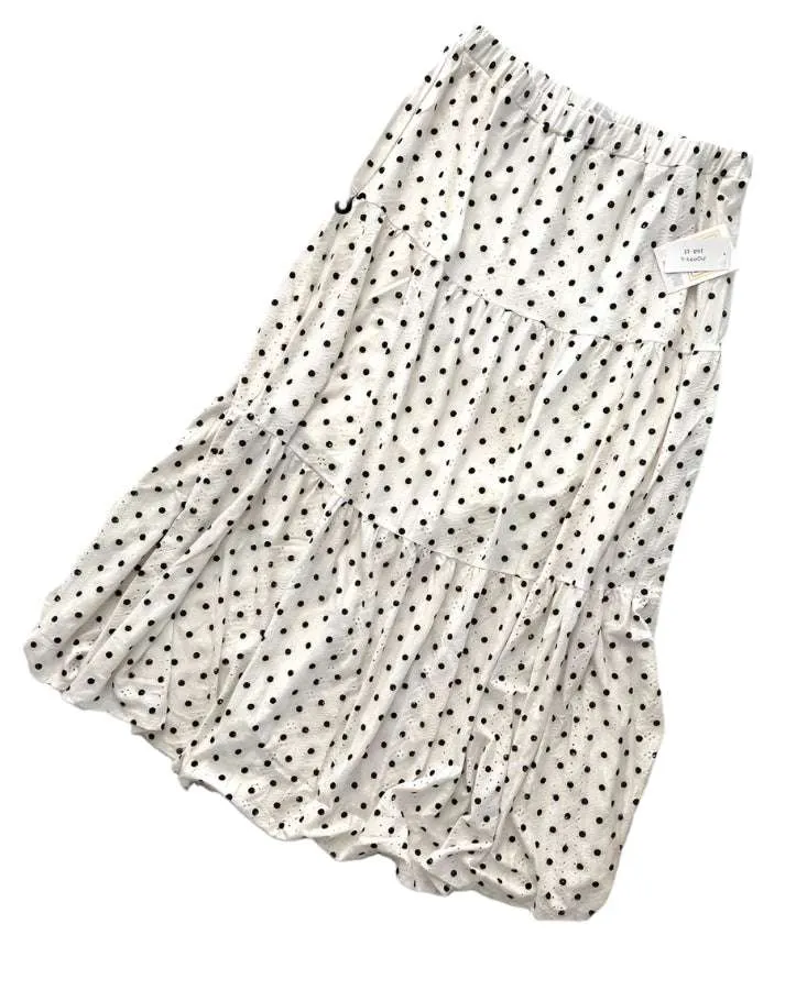 Poppy - White Black Dots