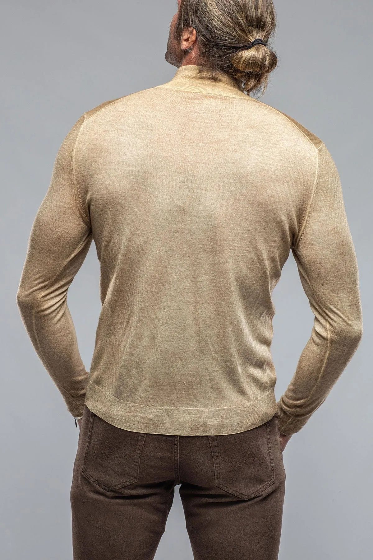 Queniin Cashmere Quarter Zip In Wheat
