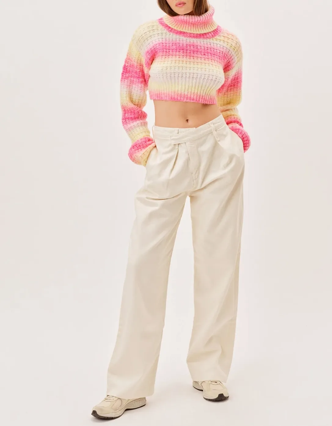 ROSA TURTLENECK CROP SWEATER
