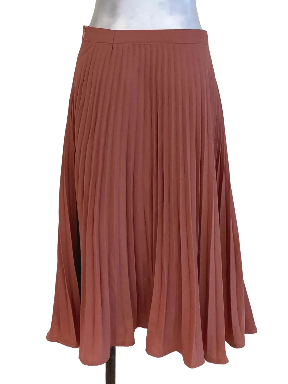 Rosewood Pleated Skirt