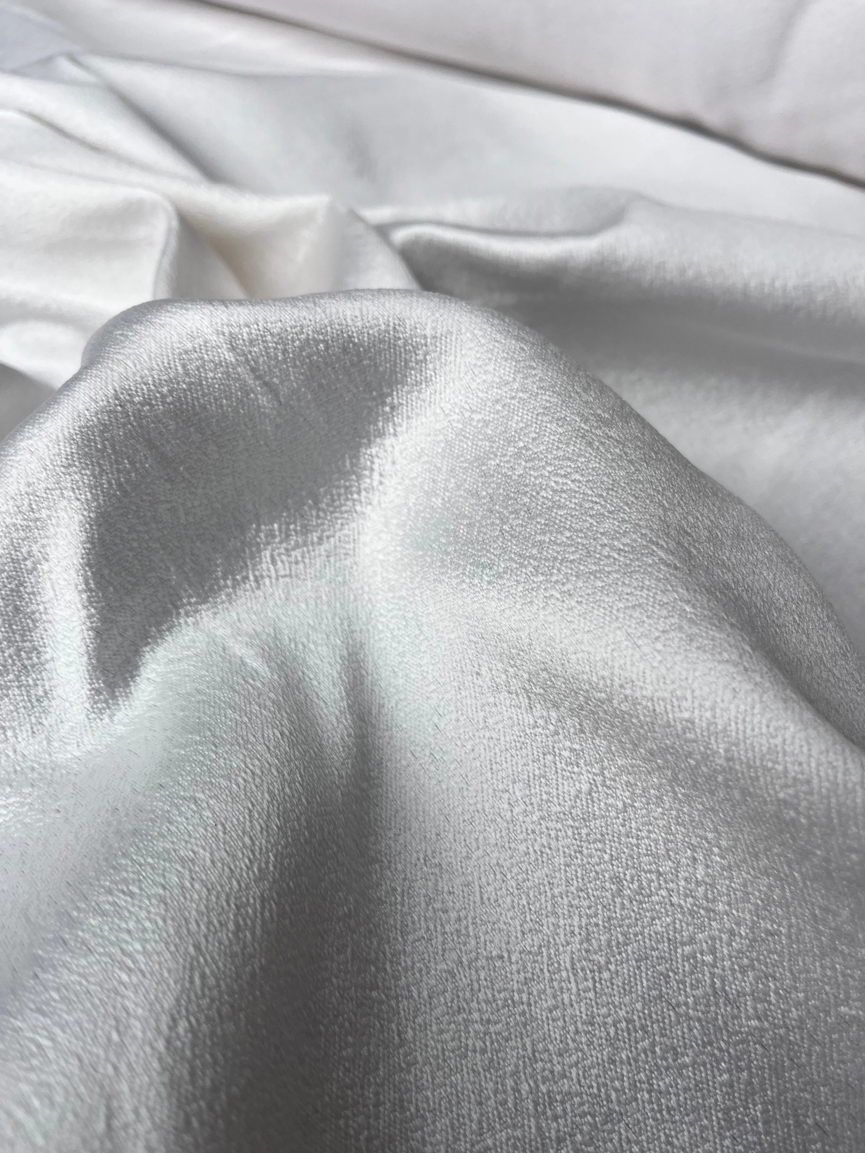 Shiny white jacquard fabric SUMMER PARTY 110 G02