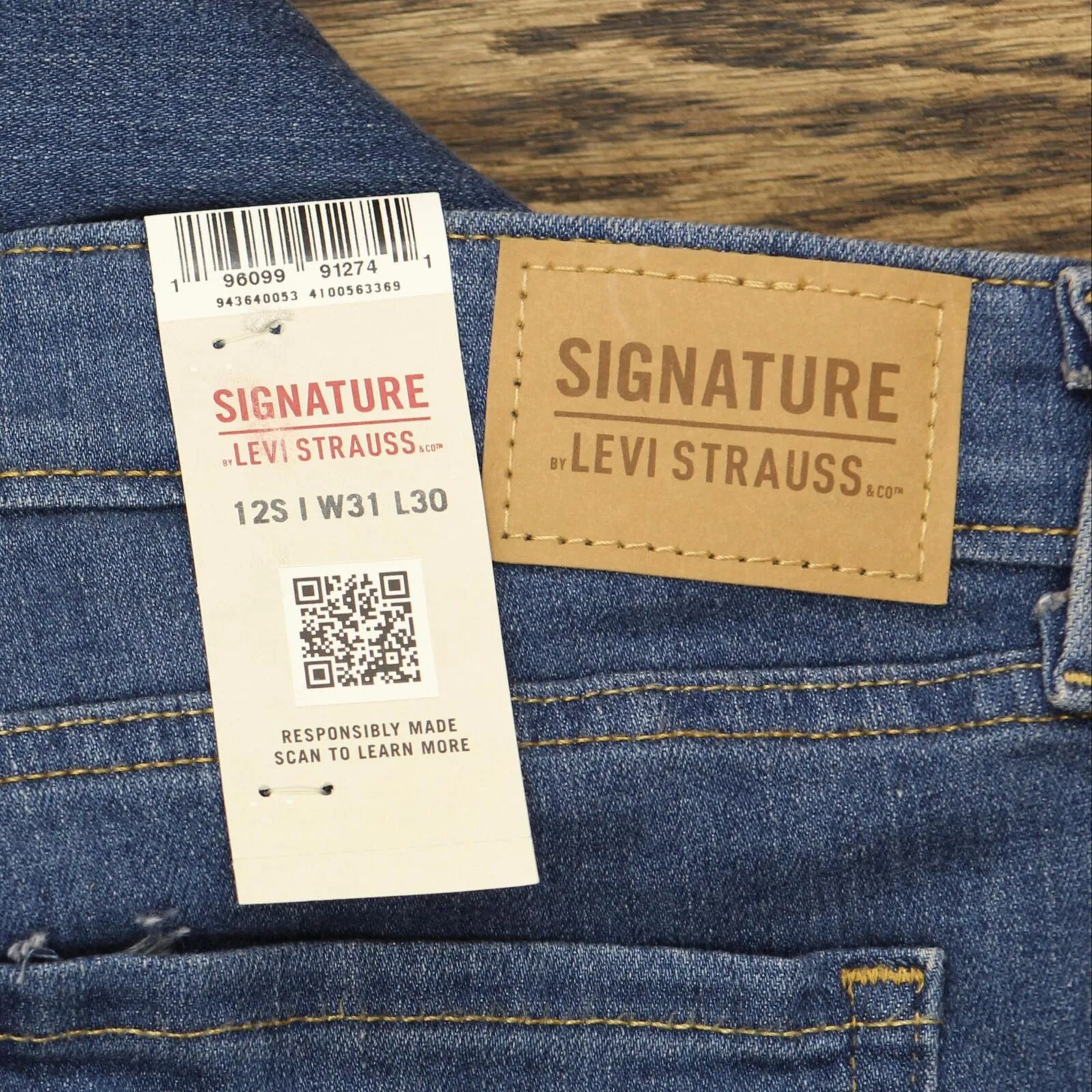 Signature By Levi Strauss & Co. Womens Modern Bootcut Jeans 94364-0053