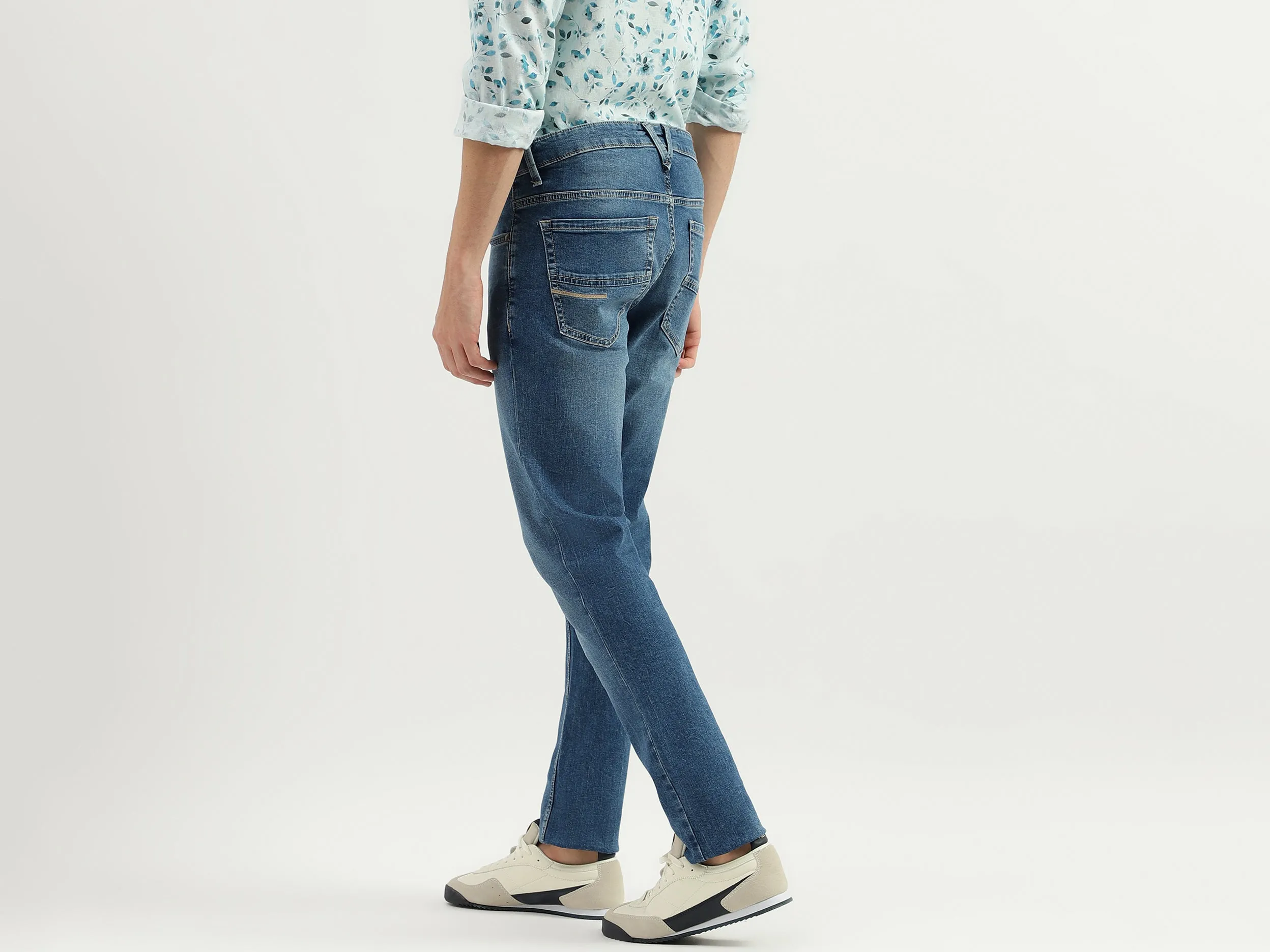 Solid Mid Rise Skinny Fit Jeans