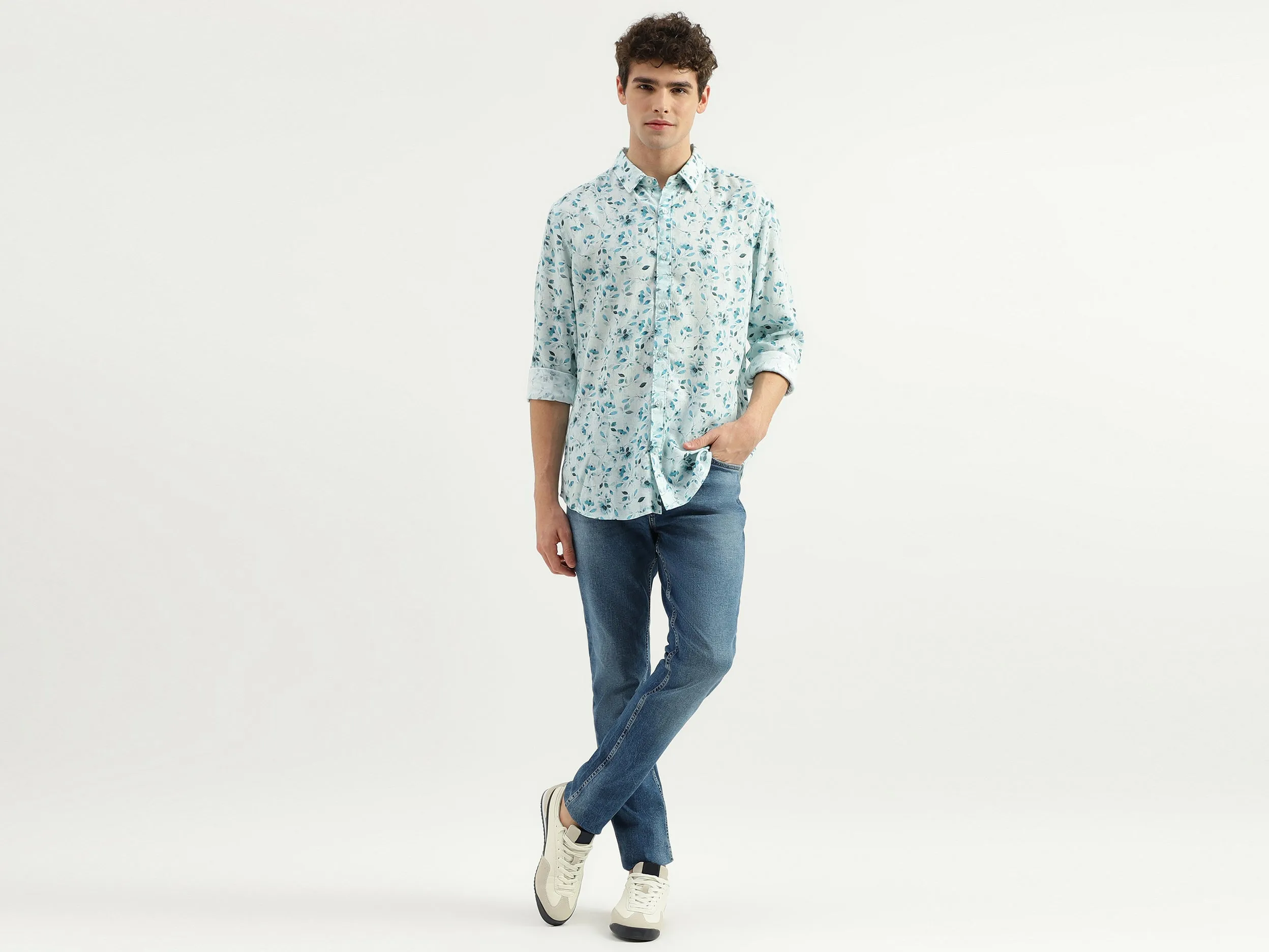 Solid Mid Rise Skinny Fit Jeans