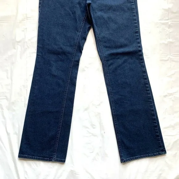 Talbots Flawless Five-Pocket Jeans Women 6 Bootcut Curvy Stretch Dark Blue Denim