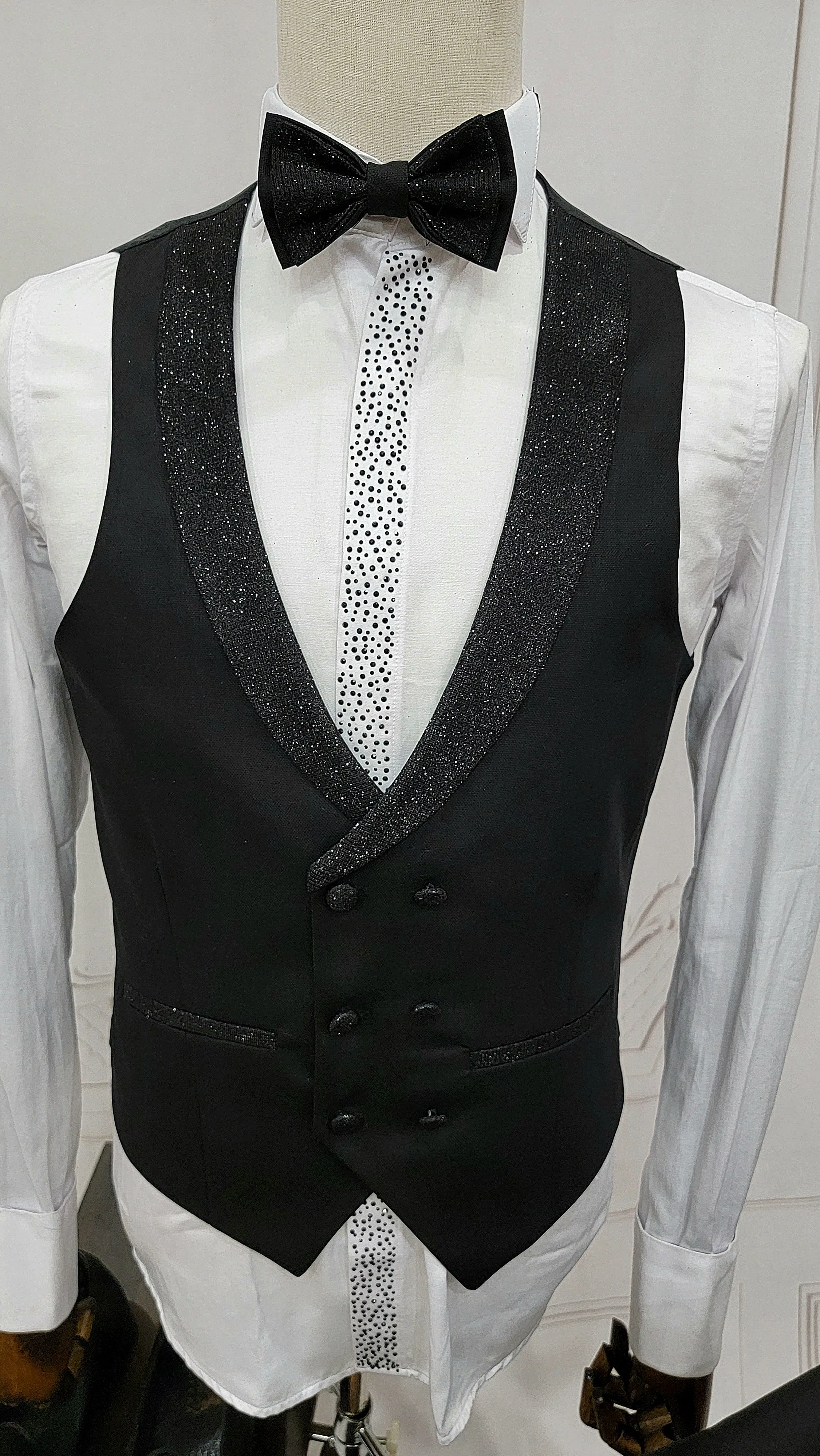 Three Pieces Tuxedo Suit with Contrasting shiny silver accent handmade sparkles, matching bow tie and Black Pants.