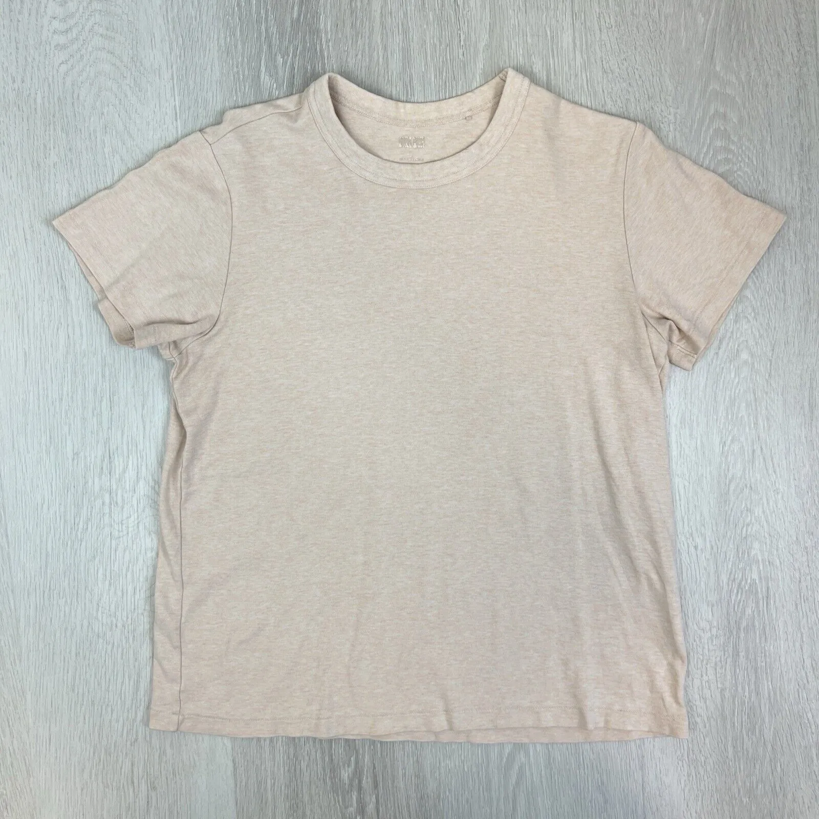 Uniqlo Womens Short Sleeve T-Shirt Bundle Size Large (2 T-Shirts)