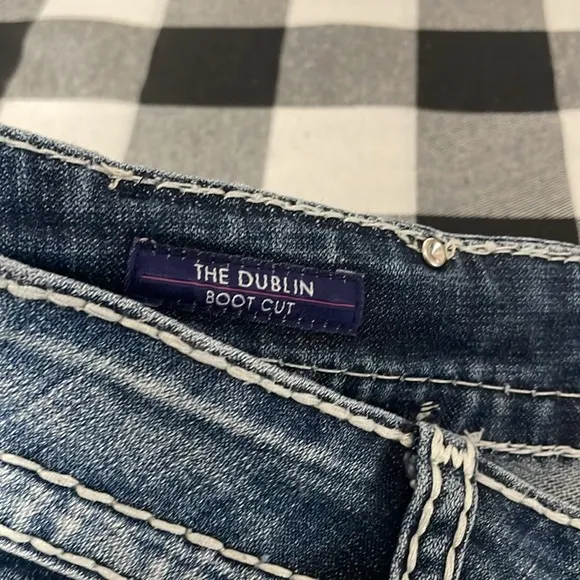 Vigoss Dublin Bootcut Jeans 11 x 33 Long Stretch Double Back Pockets Embellished