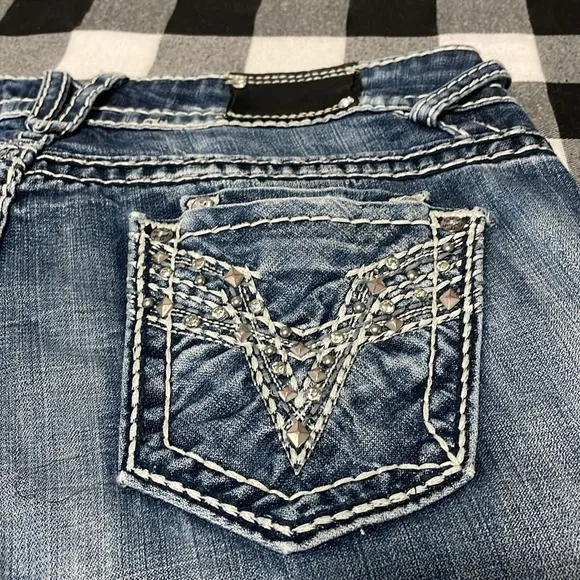 Vigoss Dublin Bootcut Jeans 11 x 33 Long Stretch Double Back Pockets Embellished