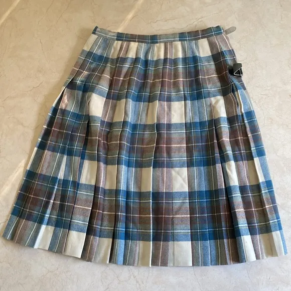 Vintage Authentic Pleated Scottish Wool Skirt