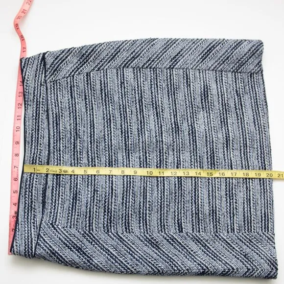 White House Black Market Classic Tweed Pencil Skirt Blue White Size 10 New