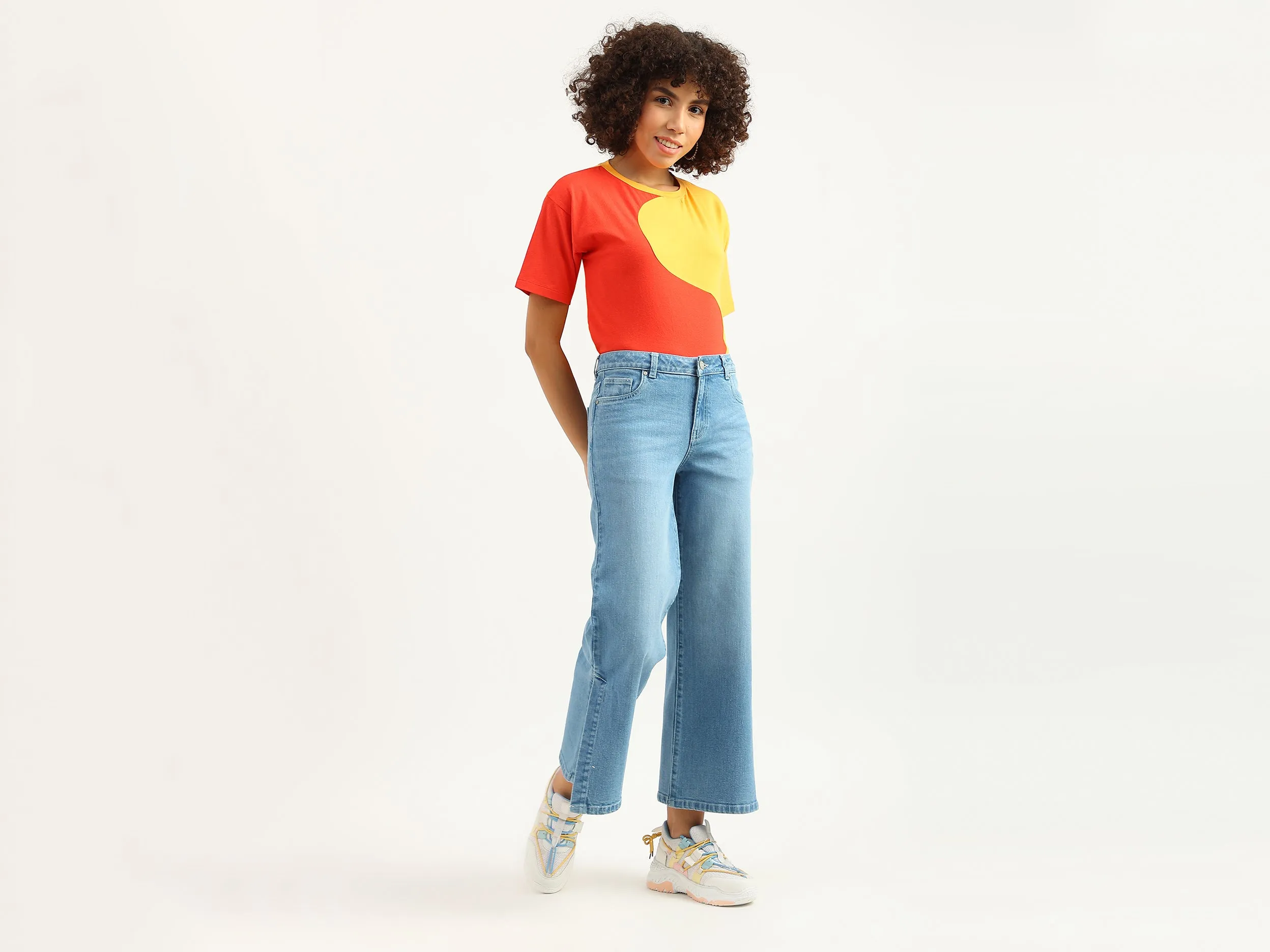 Women Solid Bootleg Jeans