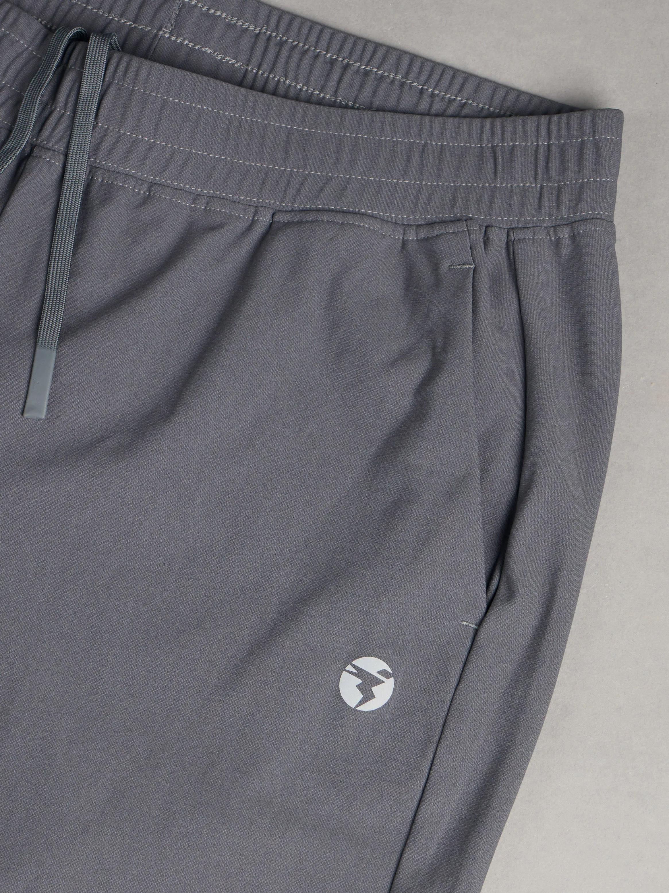 Women Solid Slim Fit Joggers with DURACOOL 