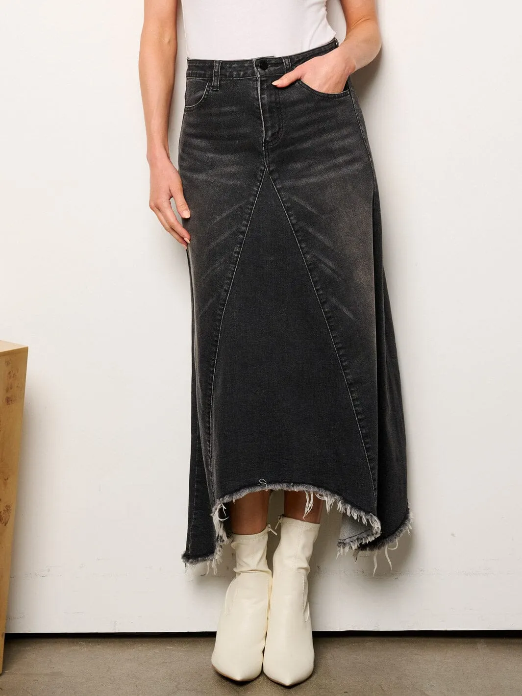 WOMEN'S BUTTON CLOSURE POCKETS DENIM MAXI SKIRT