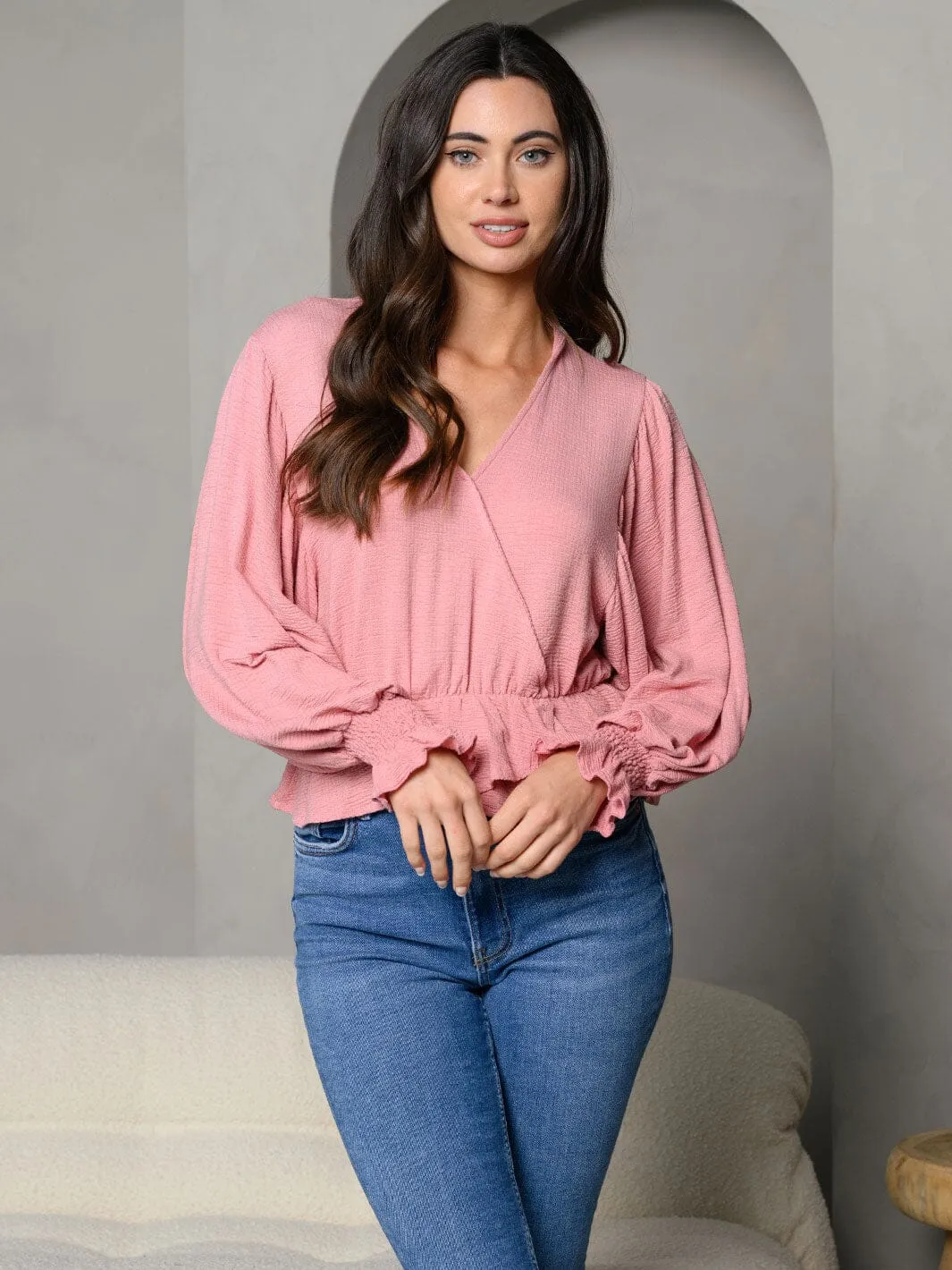 WOMEN'S KNIT SURPLICE PEPLUM V-NECK LONG SLEEVE TOP