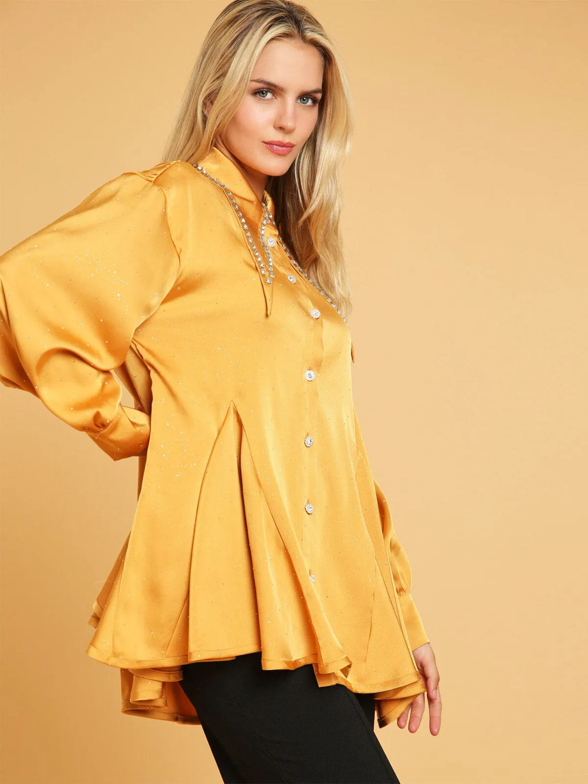 WOMEN'S LONG SLEEVE BUTTON UP STUDS DETAILED BLOUSE