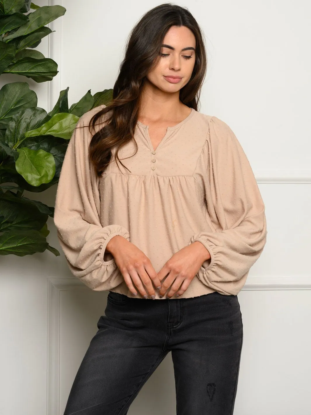 WOMEN'S PUFF LONG SLEEVE SWISS DOT BUTTON UP DETAIL TOP