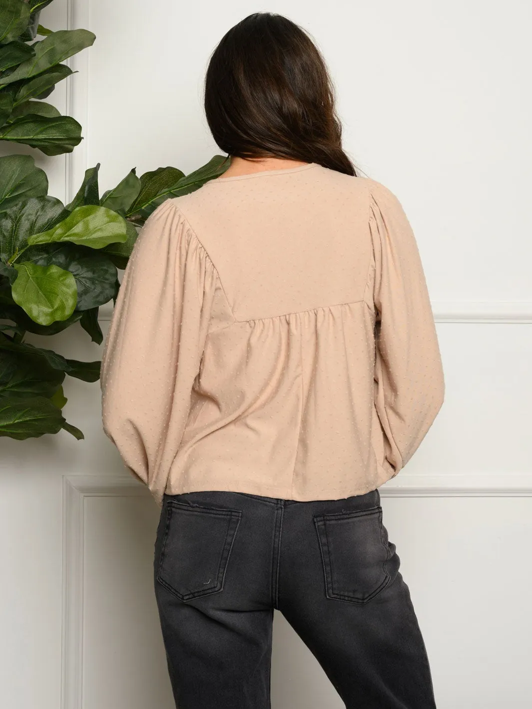 WOMEN'S PUFF LONG SLEEVE SWISS DOT BUTTON UP DETAIL TOP