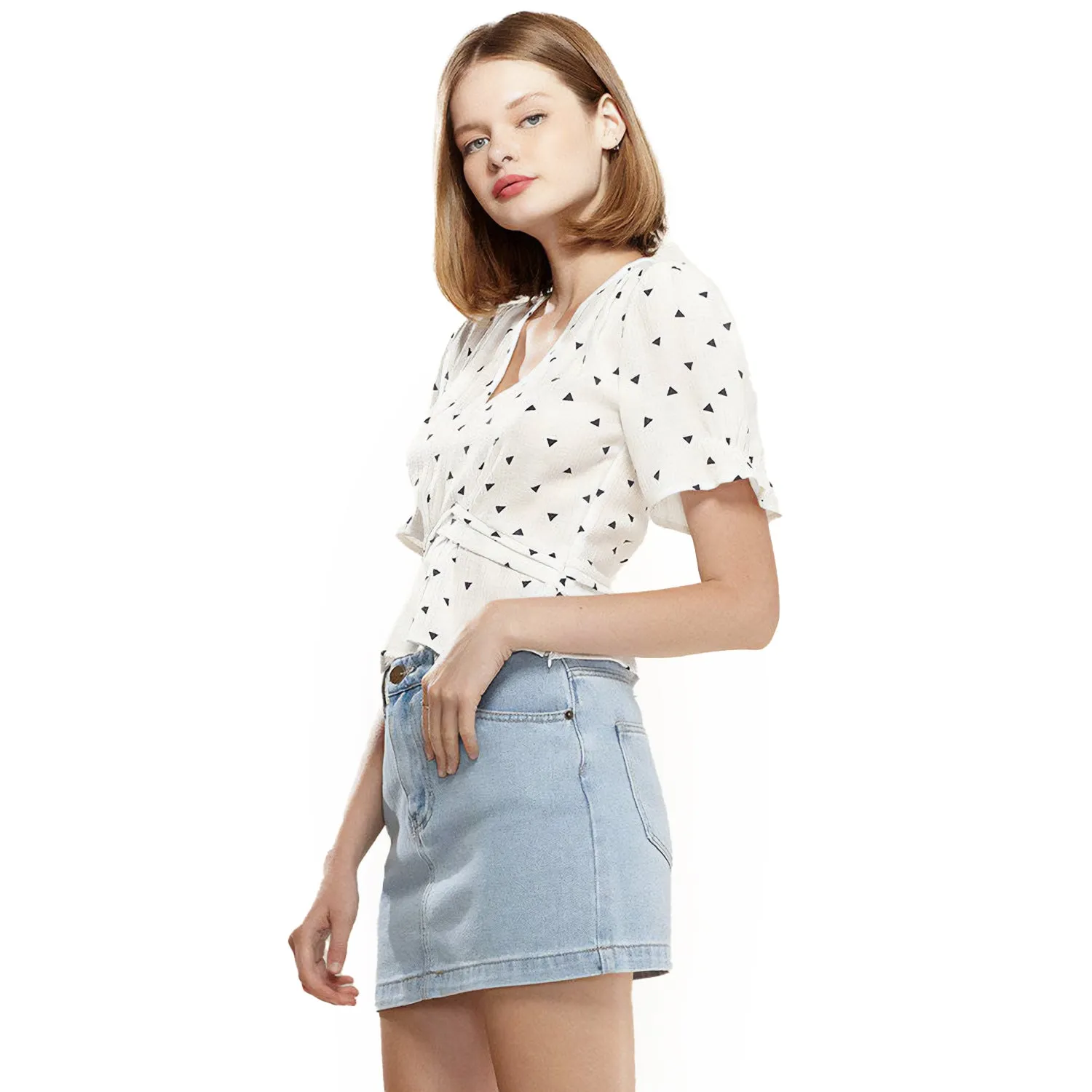 Women's Triangle Print Puff Sleeve Blouse in White triangle