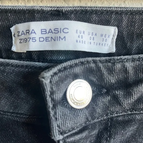 Zara Women's Bottom Pearls Black Skinny Jeans Size 8 Style 6164/203/800/40