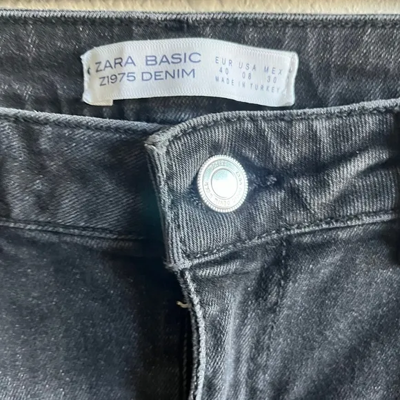 Zara Women's Bottom Pearls Black Skinny Jeans Size 8 Style 6164/203/800/40