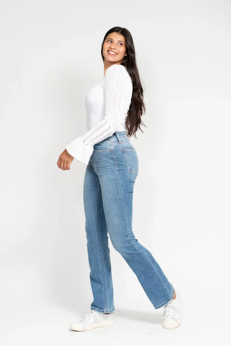 Zora Classic Contrast Wash Bootcut Jeans