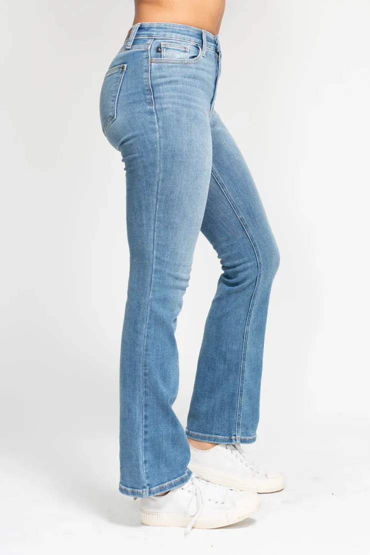 Zora Classic Contrast Wash Bootcut Jeans