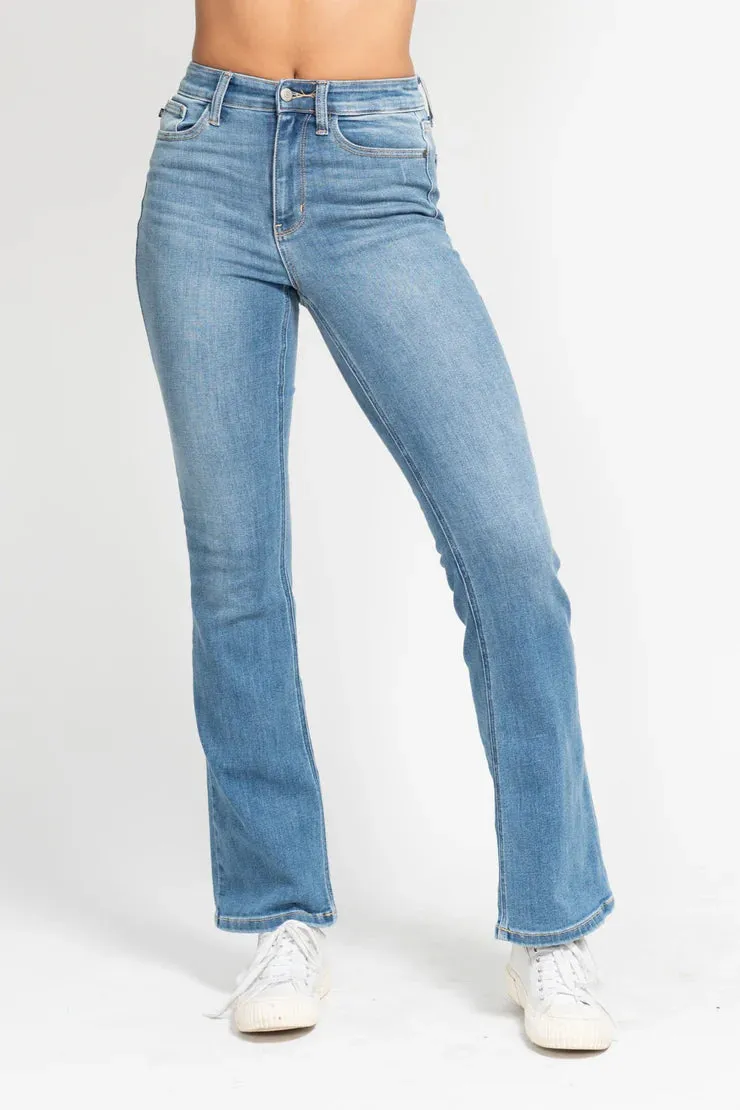 Zora Classic Contrast Wash Bootcut Jeans